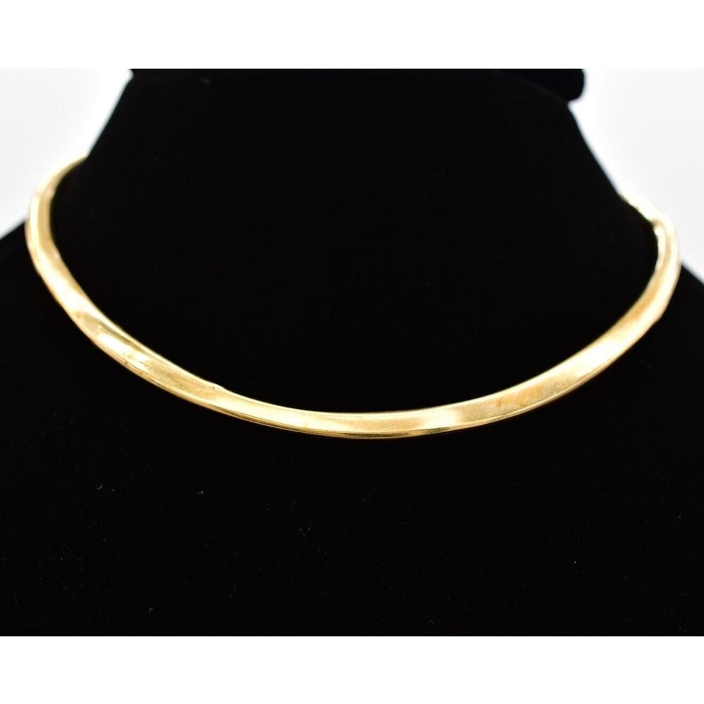 Vintage Modernist Choker Necklace Hammered Metal Antiqued Gold 1970s BinA17